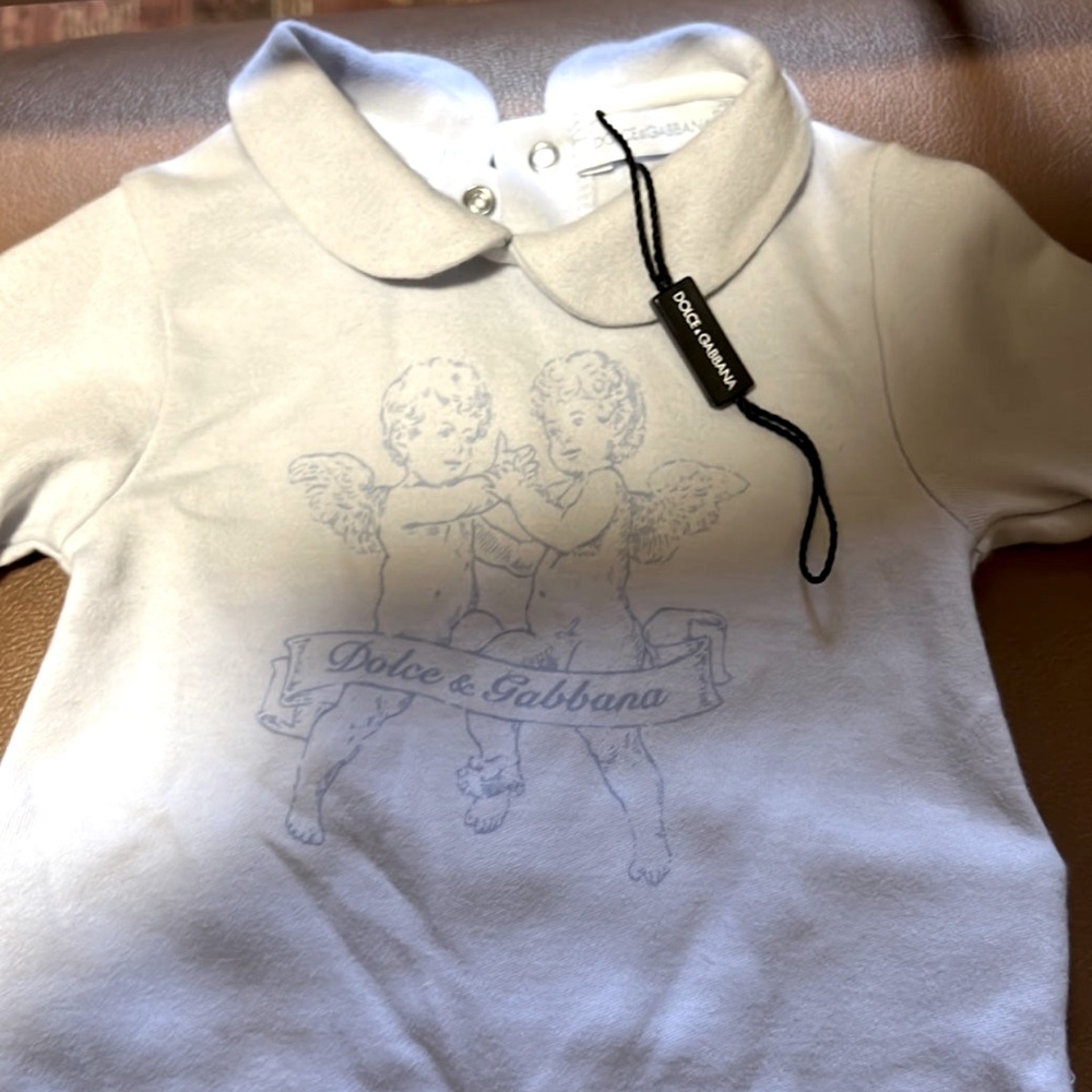D&G cherubs 0/3 onesie, Brand New